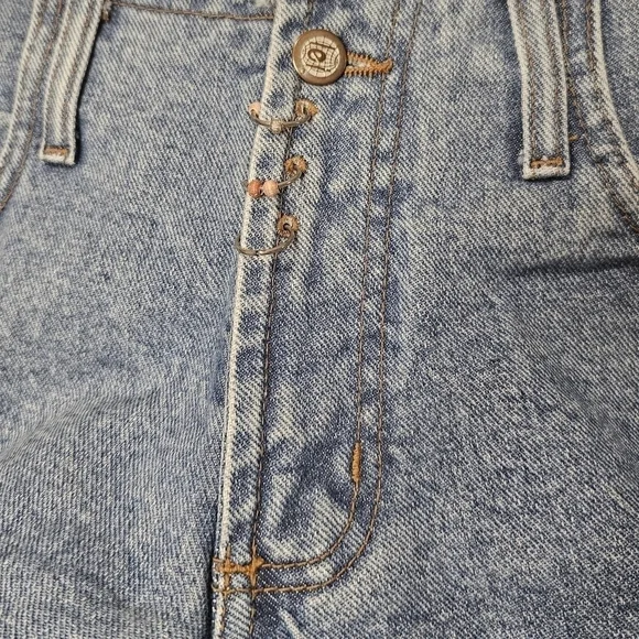 Vintage 90s Lei jean shorts with boho style beaded rings accents. Size 5 - Picture 3 of 6